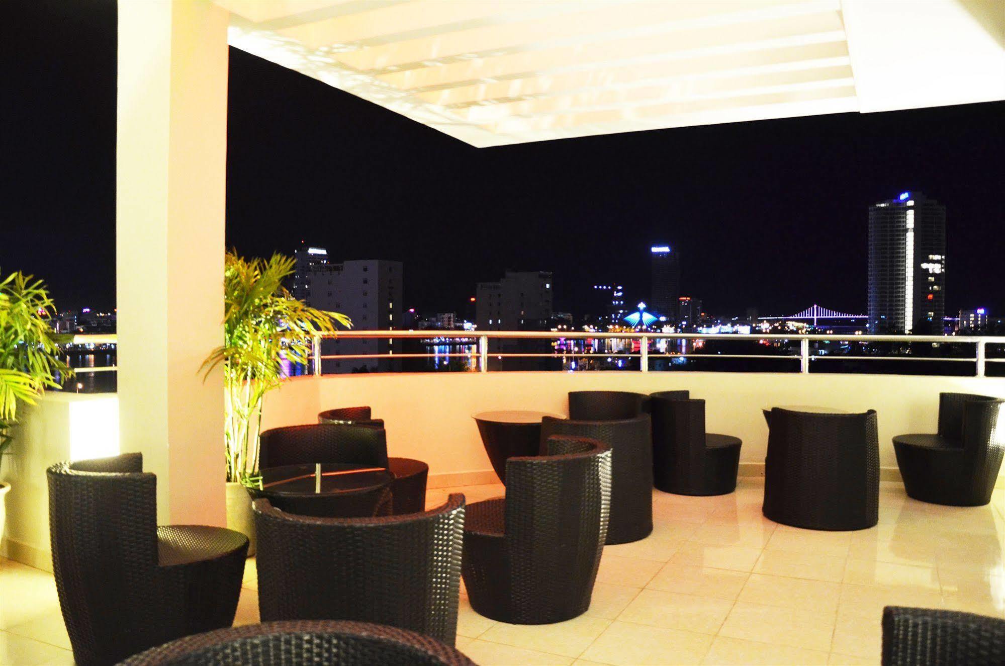 D&C Hotel Da Nang Exterior photo